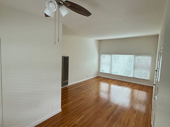 2nd image of 1035 3/4 N Sweetzer Ave #1035-3/4