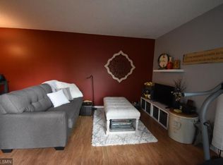 7816 Rimbley Rd, Woodbury, MN 55125