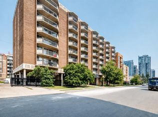 340 S 14th Ave SW #803, Calgary, AB T2R 1H4