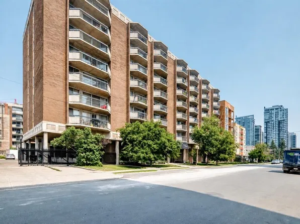 340 S 14th Ave SW #803, Calgary, AB T2R 1H4