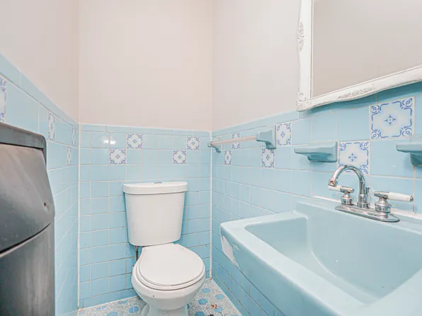 1740 East 13th Street image 8 of 24