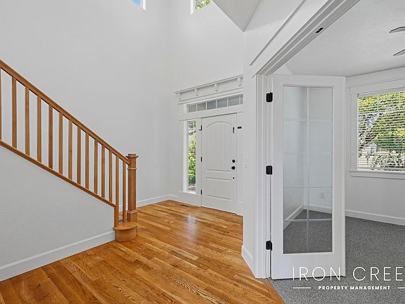 3rd image of 5461 N Fox Run Way