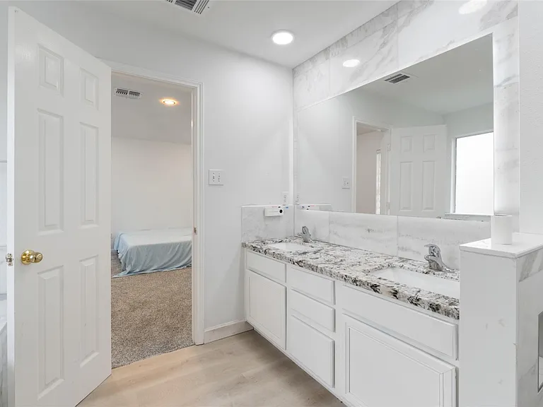 5902 Rye Creek Dr — Photo 10