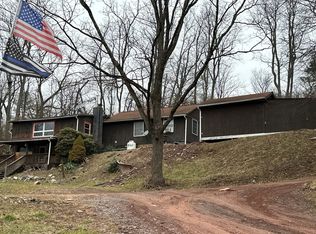 496 Tombs Run Rd, Jersey Shore, PA 17740