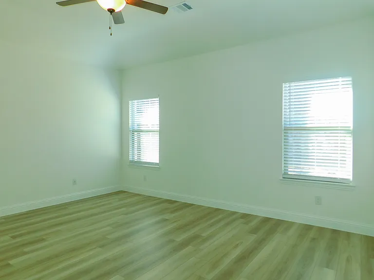 2457 Pinnacle Pl — Photo 14