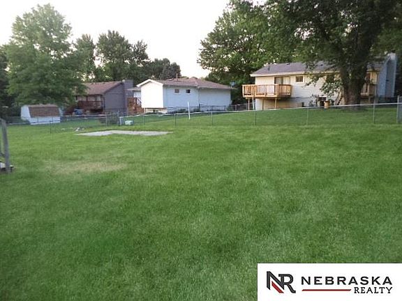 3rd image of 2237 N 142nd Cir