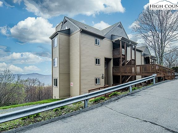 2nd image of 111 Sugar Ski Drive #11-402