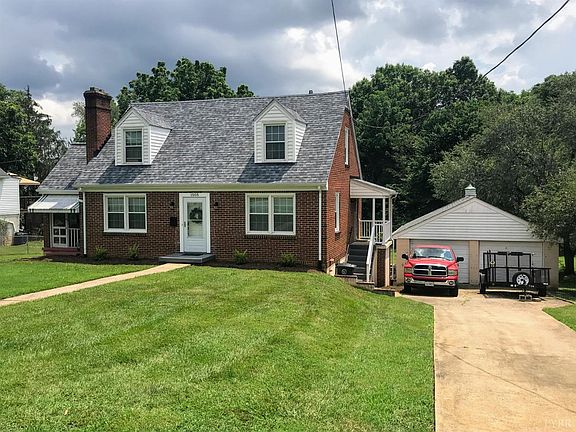3rd image of 1505 Radcliff Ave