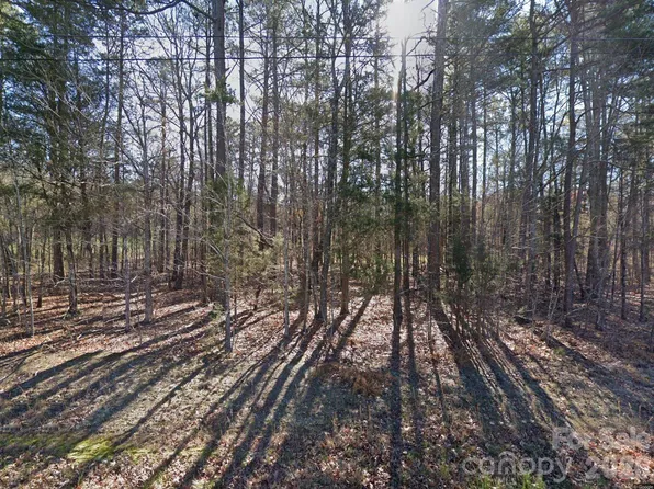 140 S Lentz Harness Shop Rd, Mount Pleasant, NC 28124