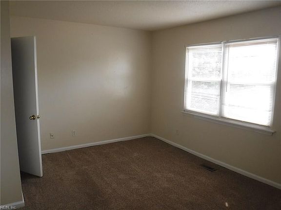 5th image of 5403 Grand Lake Cres