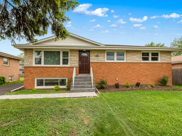 7312 Thomas Ave, Bridgeview, IL 60455