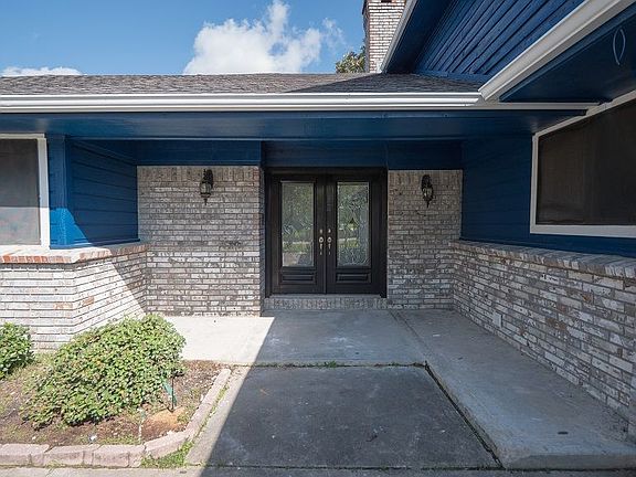 2nd image of 12720 Satinwood Ln