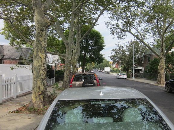 4th image of 3118 87th St