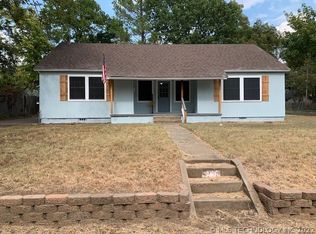1114 W Cedar St, Durant, OK 74701