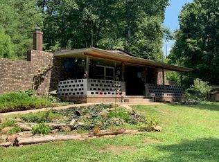 902 Crabtree Rd, Jackson, OH 45640