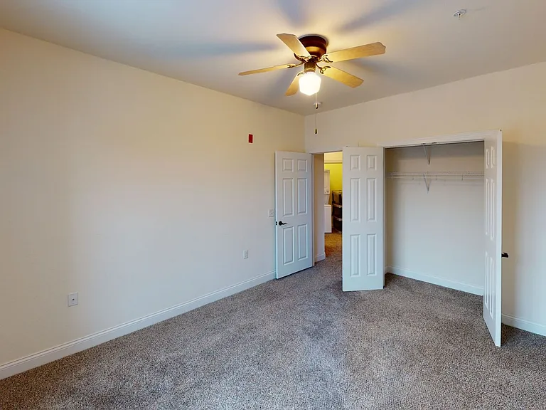 Delafield Woods Apartments — Photo 81