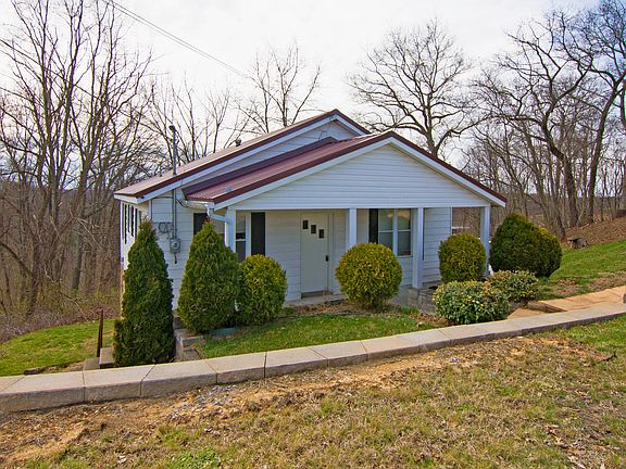 2nd image of 204 Fitzpatrick Rd