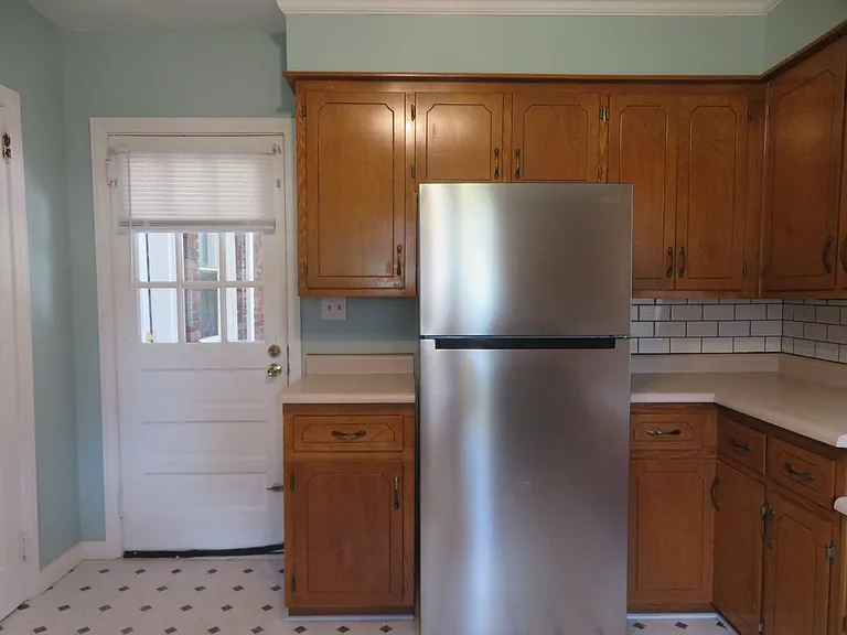 303 Flat Rock Rd — Photo 15