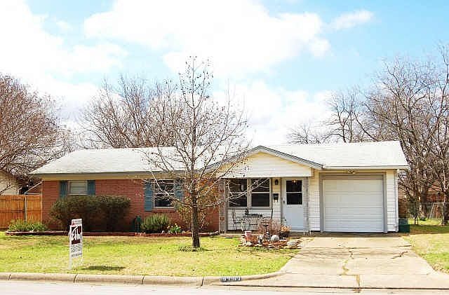 1st image of 3737 Earle Dr