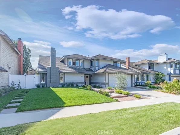 1117 Dennis Dr, Costa Mesa, CA 92626
