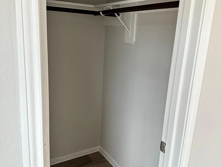 831 Levi Bnd — Photo 11
