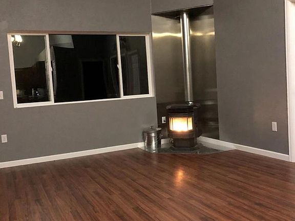 5th image of 461 Warior Cir