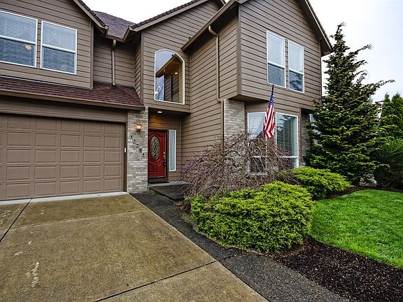 2nd image of 17704 NE 25th St