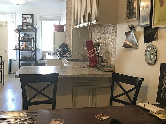 2nd image of 517 51st Ave APT 2R