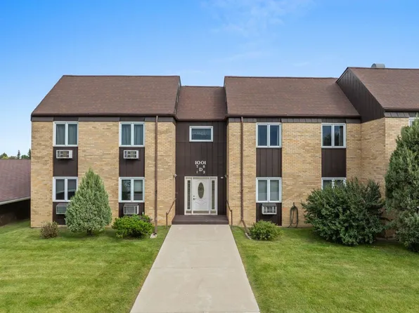 1001 21st Ave NW APT D8, Minot, ND 58703