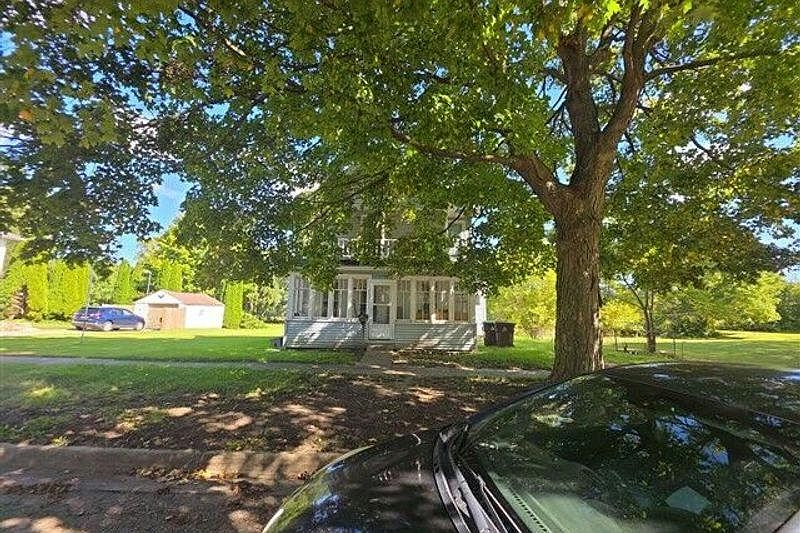 1st image of 803 S Monroe St