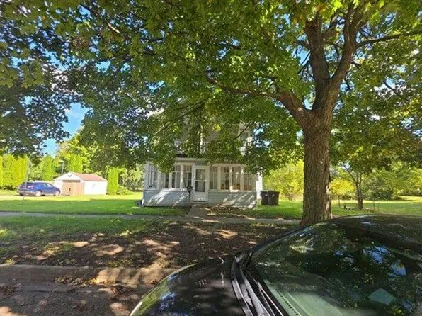 803 S Monroe St, Albion, MI 49224