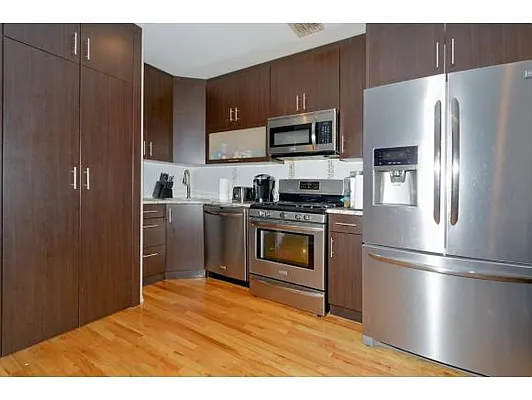 Sold by Elite Connect Real Estate | media 16