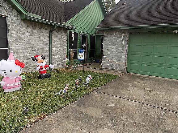 4th image of 1027 Oxford Dr