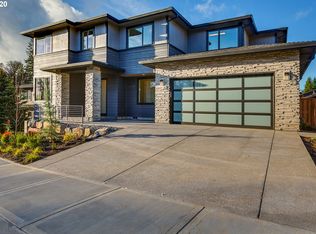 8259 NW Cresap Ln, Portland, OR 97229