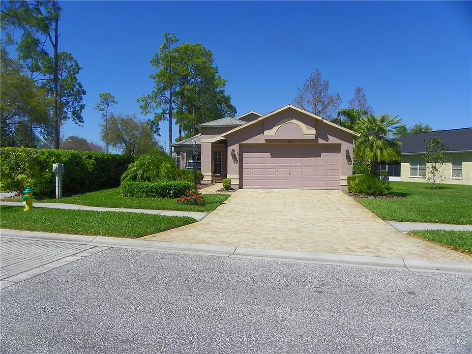 1st image of 18415 Fairway Green Dr