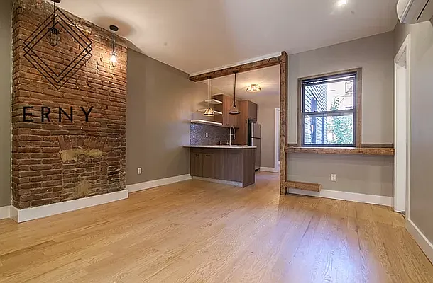 Rented by ERNY LLC | media 17