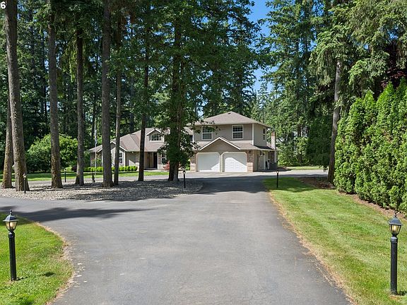 4th image of 7016 NE 232nd Cir