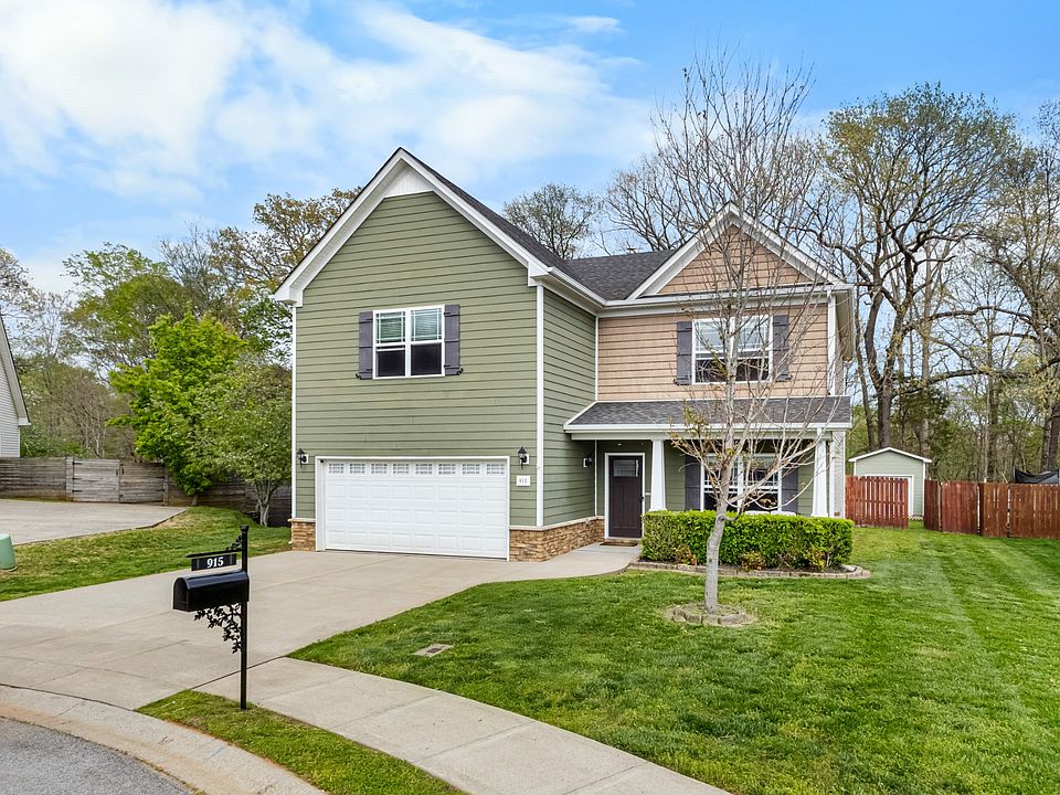 1st image of 915 Cherry Blossom Ln