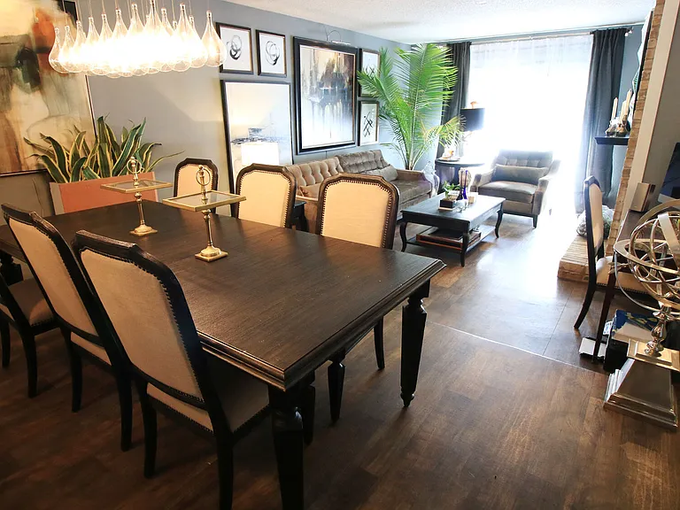 Preston Racquet Club Apartments — Photo 4