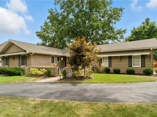 6219 W 65th St, Mission, KS 66202