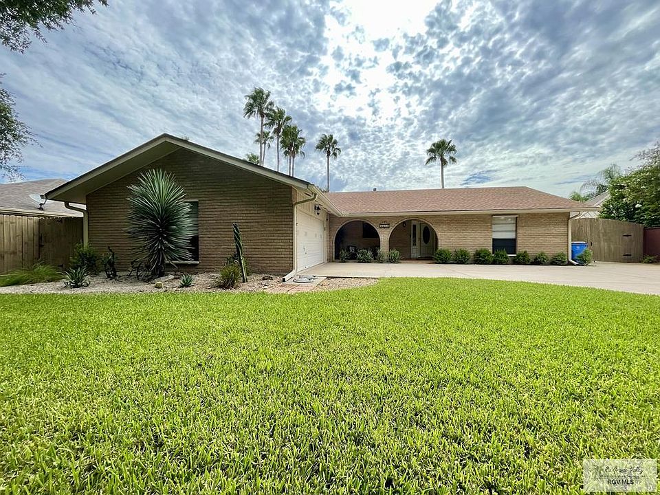 1st image of 1924 Tangerine Dr