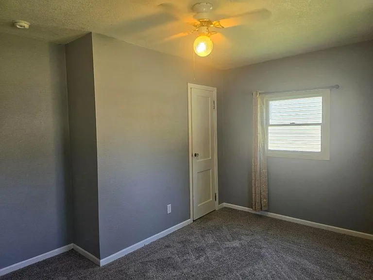 808 W K St — Photo 11