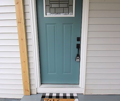 5th image of 1209 Chronicle Ave