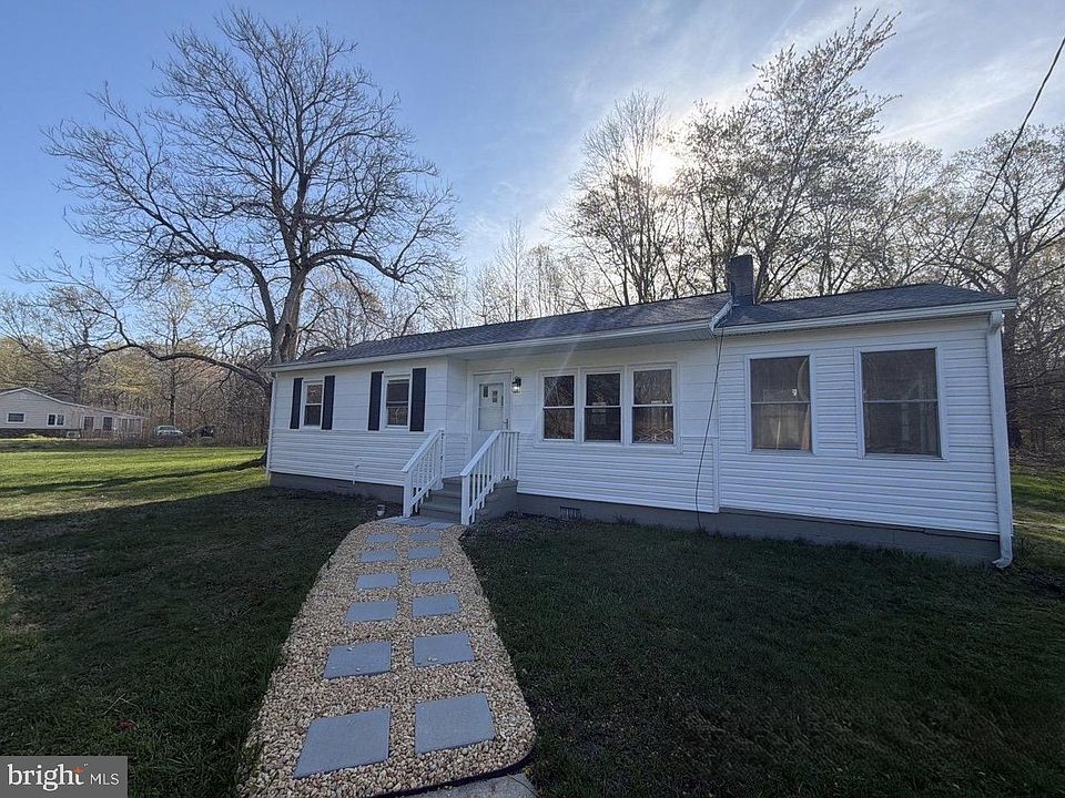 1st image of 5839 Shady Side Rd