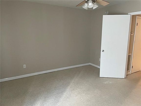 5th image of 3201 Saint Charles Ave APT 122