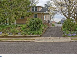 884 Rambler Ave, Runnemede, NJ 08078