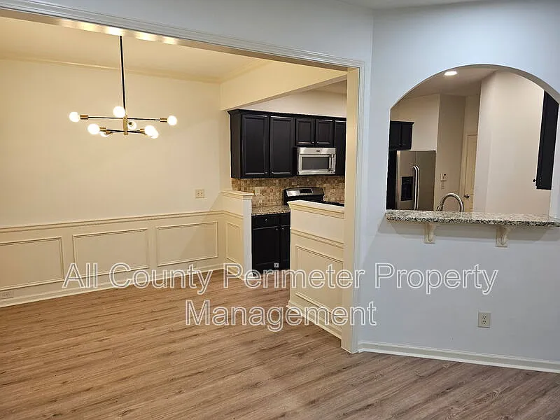 3 bed, 2.5 bath, 1509 sqft, $2,395 — Photo 4