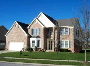 5192 E Lake Point Dr, Carmel, IN 46033