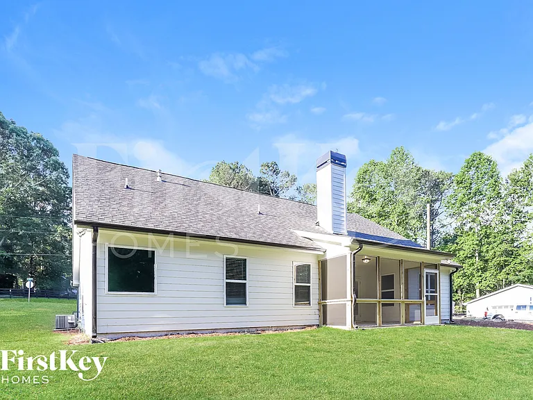 7110 Lawson Dr — Photo 15