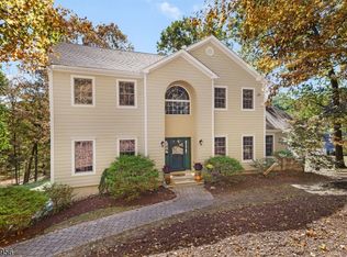 3 Hidden Hills Rd, Jefferson Twp., NJ 07438